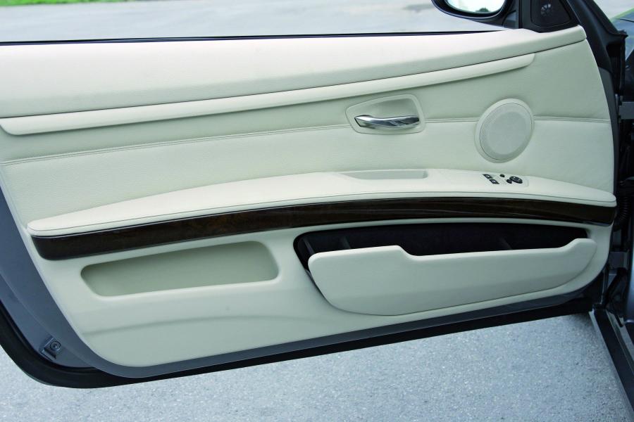  BMW 3-Series Coupe 2007 года  (фото 61 из 219)